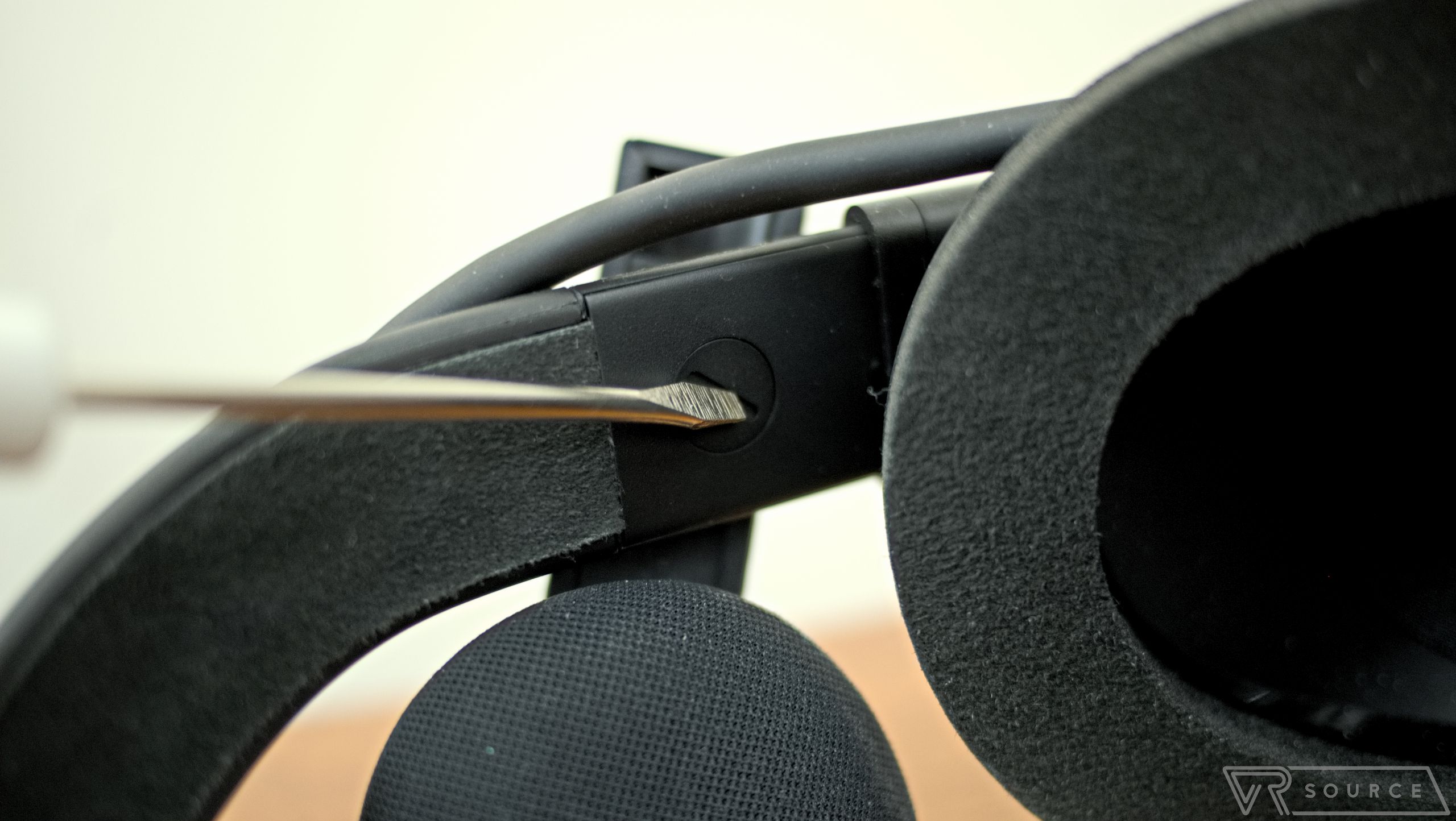 Oculus-Remove-headphones-3.jpg